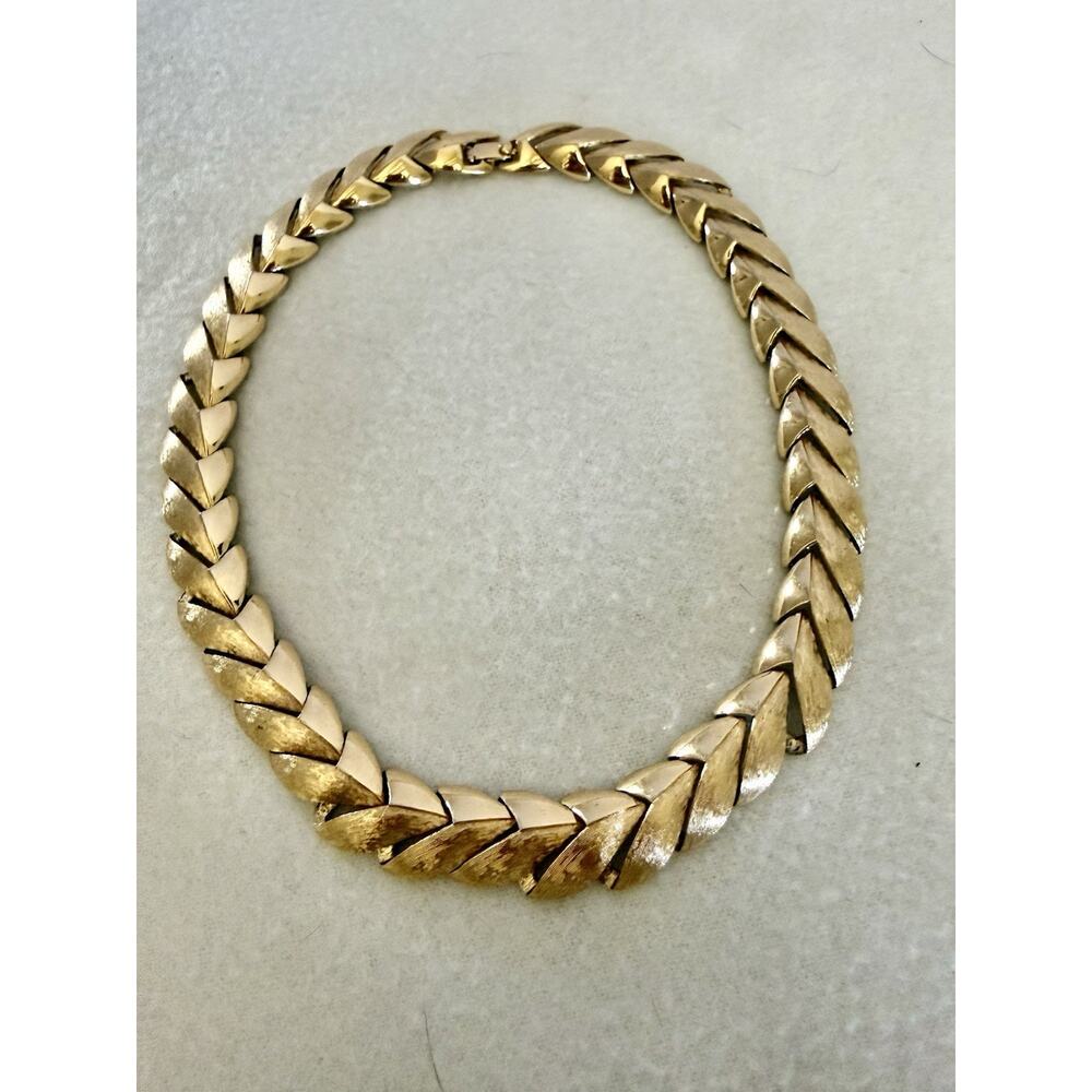 Monet Gold Tone Laurel Leaf Shiny & Brushed Vintage Estate w/ Extender RARE